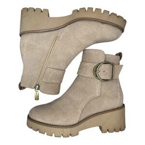 Blondo Dagger Leather Lug Boot with Waterproof Sole Seam Size 6.5